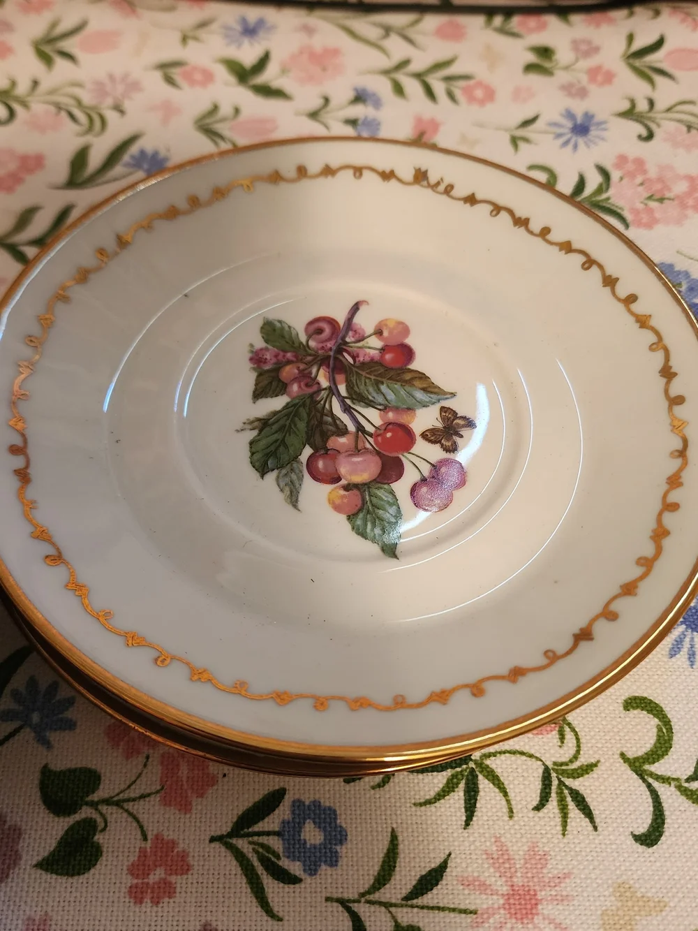 Vintage Vertable Porcelaine Saucers- Set of 6